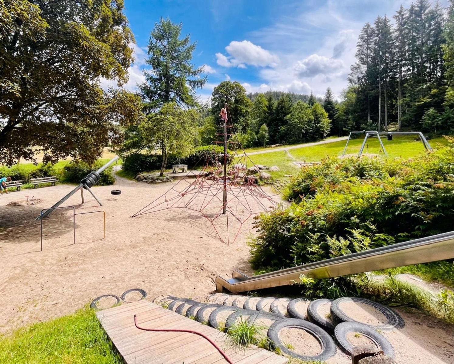 Hotel Sonnenberg Garni Hinterzarten Εξωτερικό φωτογραφία