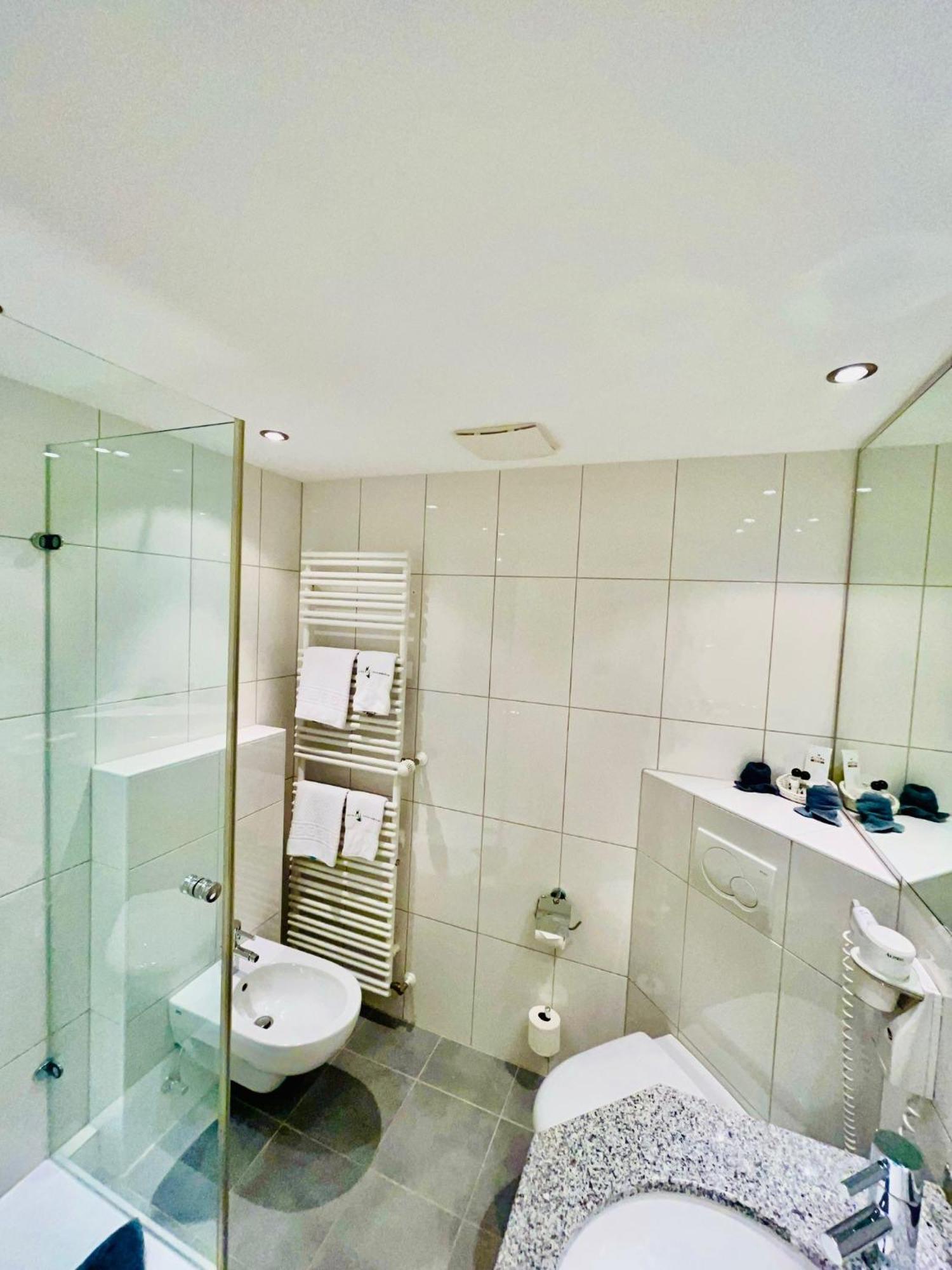 Hotel Sonnenberg Garni Hinterzarten Εξωτερικό φωτογραφία