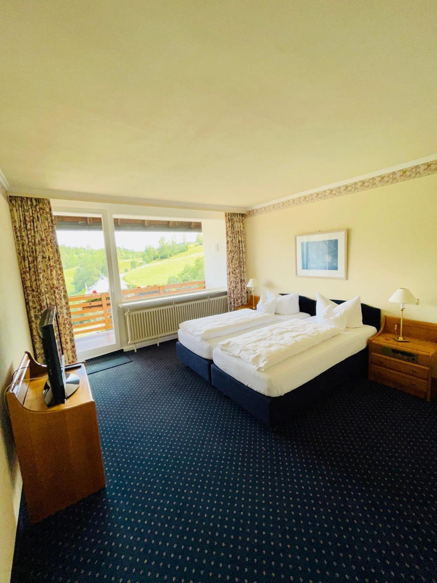 Hotel Sonnenberg Garni Hinterzarten Εξωτερικό φωτογραφία